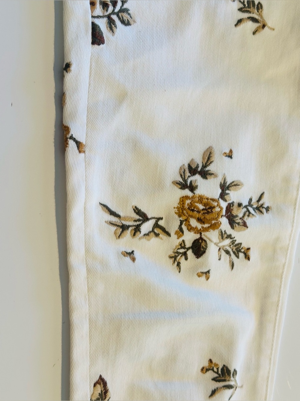DRIFTWOOD Jackie High Rise Brown Floral Embroidered Boho Sz 25 White Women Jeans - Picture 7 of 9